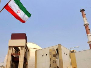 İran, nükleer faaliyetlerini yeniden başlatıyor