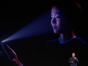 Face ID'ye ikinci yüz desteği geld