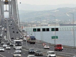 Osmangazi Köprüsü'nde kaza meydana geldi: 2 ölü