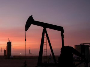 Brent petrolün varili 72.64 dolardan işlem görüyor
