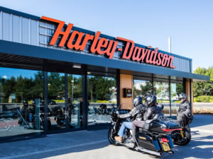 Donald Trump, Harley-Davidson'un taşınma kararını eleştirdi