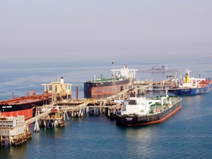 Libya'da iki limandan daha petrol ihracatı durduruldu