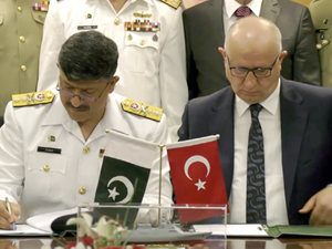 Pakistan'ın korvet ihalesini Türkiye kazandı