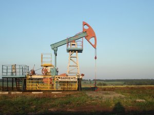 Rusya'nın günlük petrol üretimi haziranda arttı