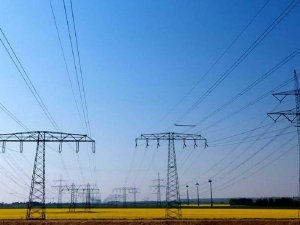 İran, Irak'a elektrik akışını kesti