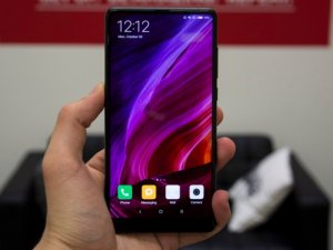 Xiaomi Mi Mix 3’ün fiyatı belli oldu!