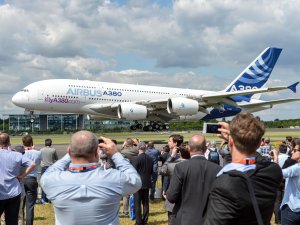 Airbus, Farnborough Airshow'da 431 ticari uçak siparişi aldı