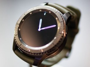 Galaxy Watch'u sızdı!