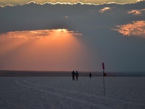 Tuz Gölü Ultra Maratonu başladı