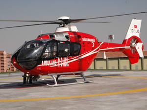 Ambulans helikopterler hayata bağlıyor