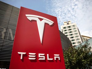 Tesla'nın Şanghay fabrikası için yerel fon kullanılacak