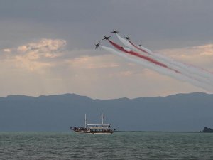 Türk Yıldızları'ndan Konya'da muhteşem gösteri