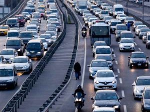 İstanbul'da bazı yollar trafiğe kapatılıyor