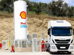 Shell&Turcas kamyonlarda LNG kullanımı için dolum sistemi kurdu