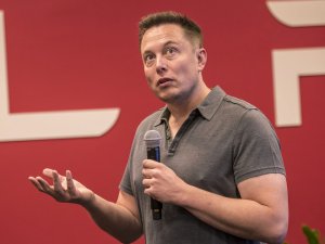 Elon Musk'tan "borsadan çekilme" açıklaması