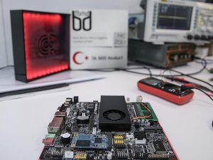 18 yaşındaki genç yerli imkanlarla elektronik ana kart üretti