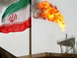 İran, Avrupa’dan petrol garantisi istiyor