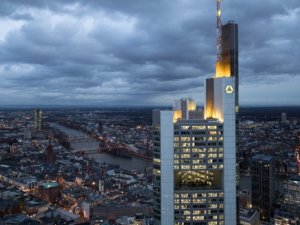 Commerzbank, kurucusu olduğu Dax endeksinden çıkarılıyor