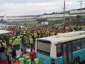 3. havalimanı inşaatında işçiler eylem başlattı