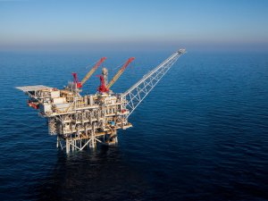 Shell ve Petronas Mısır sularında petrol ve gaz arayacak