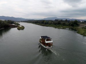 Yeşilırmak'ta 70 yıl sonra tekne gezileri başladı