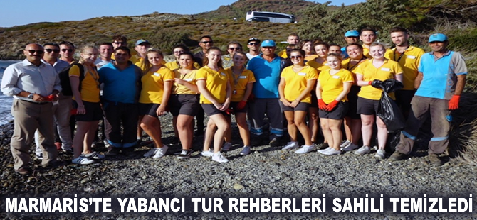Marmaris'te yabancı Tur Rehberleri sahili temizledi