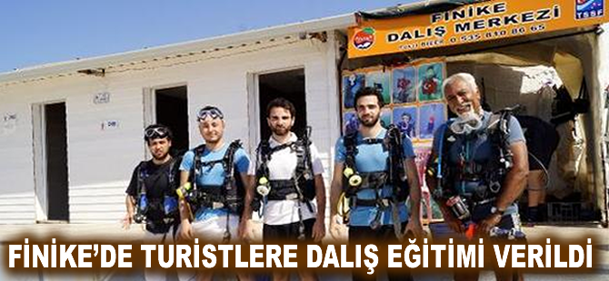 Finike'de turistlere dalış eğitimi verildi