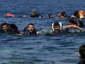 Akdeniz'de 34 mülteci hayatını kaybetti