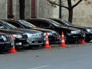 Kamu'da taşıt alımı yüzde 50 azaldı