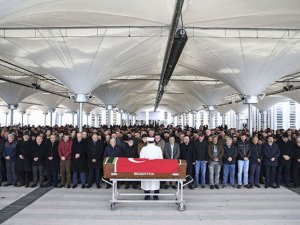 Tren kazası kurbanları son yolculuklarına uğurlandı