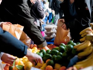 "Pazar ile Marketlerdeki fiyatlar birbirlerinden farklı"