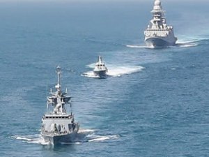 Katar ve İtalya donanması ortak tatbikat gerçekleştirdi