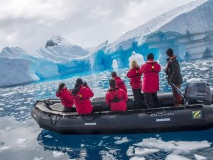 Turistler rotayı Antarktika'ya çevirdi