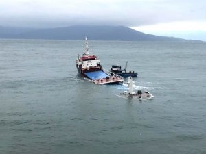 Yusuf Celal adlı kargo gemisi Marmara Adası açıklarında battı