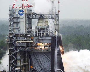 NASA, aya gidecek motoru test etti