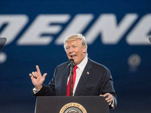 Trump'tan Boeing'e tavsiye: Yeni bir markayla piyasaya sürerdim