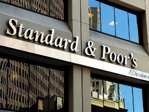 S&P: Türk bankaları oldukça kırılgan