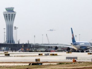 Çin'in yeni 'mega havalimanında' test uçuşları başladı