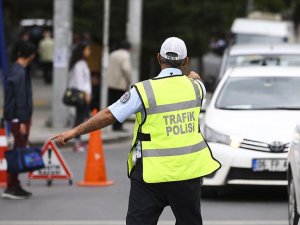 Bayramda 185 bin trafik personeli yollarda olacak