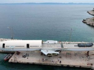 Dev yolcu uçağı Saros Körfezi'ne batırılıyor