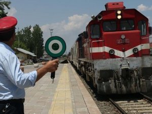 Yarın İlk Seferine Çıkacak Ankara Ekspresi’nin Biletleri Yok Satıyor
