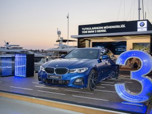 Yeni BMW 3 Serisi Bodrum Yalıkavak Marina’da Otomobilseverlerle Buluşuyor