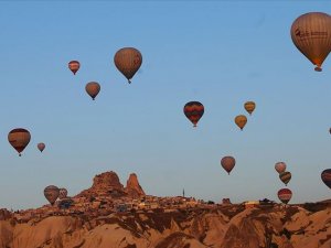 Türkiye'nin turizm geliri ikinci çeyrekte yüzde 13,2 arttı