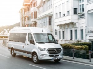 Yeni Mercedes-Benz Sprinter, Müşterileri ile Buluştu