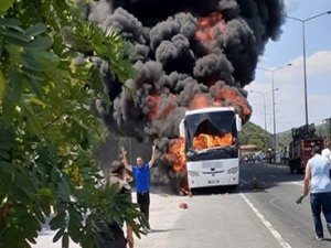 Balıkesir'de otobüs faciası! Alev topuna döndü:5 ölü, 17 yaralı