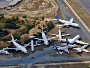 Atatürk Havalimanı'na bırakılan uçaklar açık artırma ile satılacak