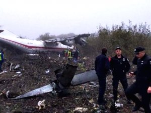 İstanbul yolundaki kargo uçağı Ukrayna’da düştü