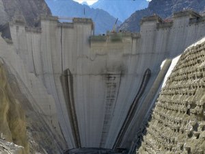 Yusufeli Barajı'nda gövde yüksekliği 139 metreye ulaştı