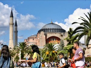 'İstanbul’a gelen turistin, nüfusu geçmesini bekliyoruz'