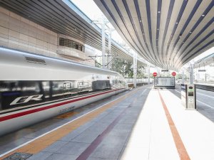 Çin’in 39 şehrini bağlayan demiryolu ağı, bir yılda 21 milyar yolcu taşıdı